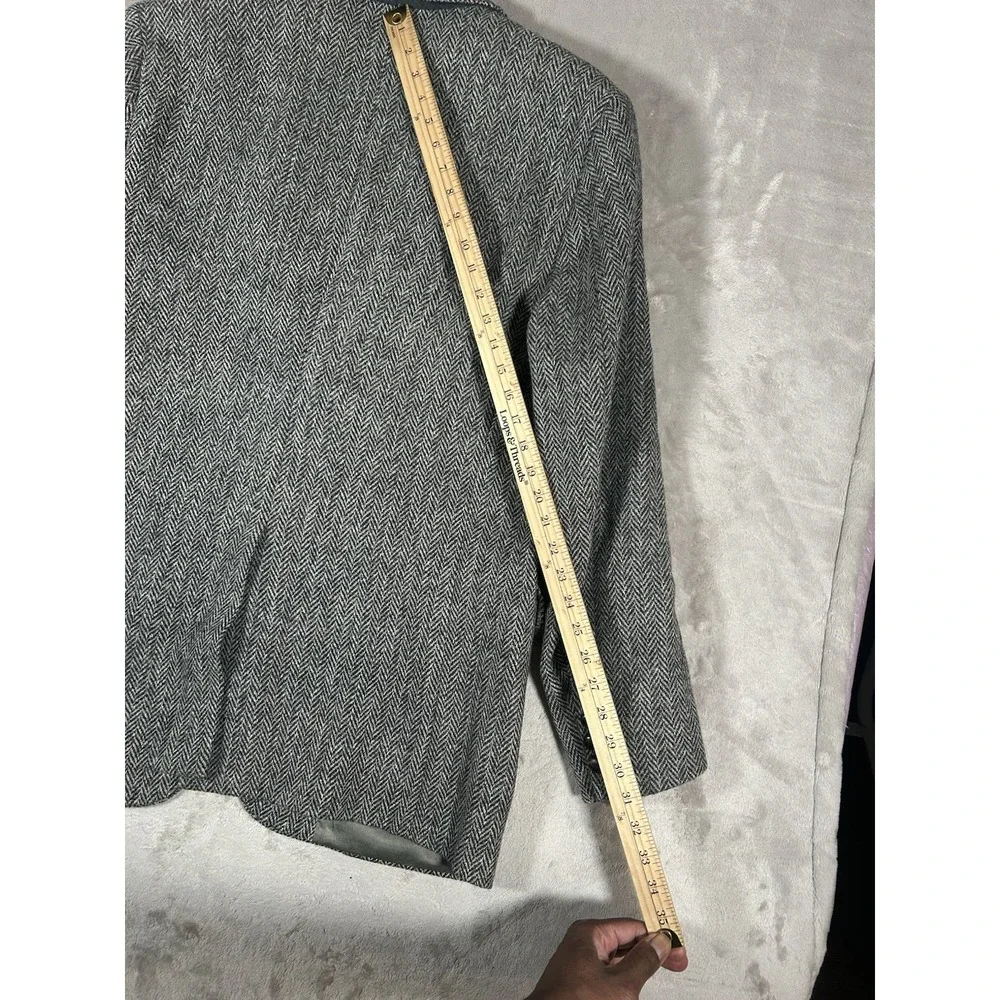 VTG Harris Tweed Blazer Mens 44L Gray Herringbone Pure Scottish Wool Handwoven